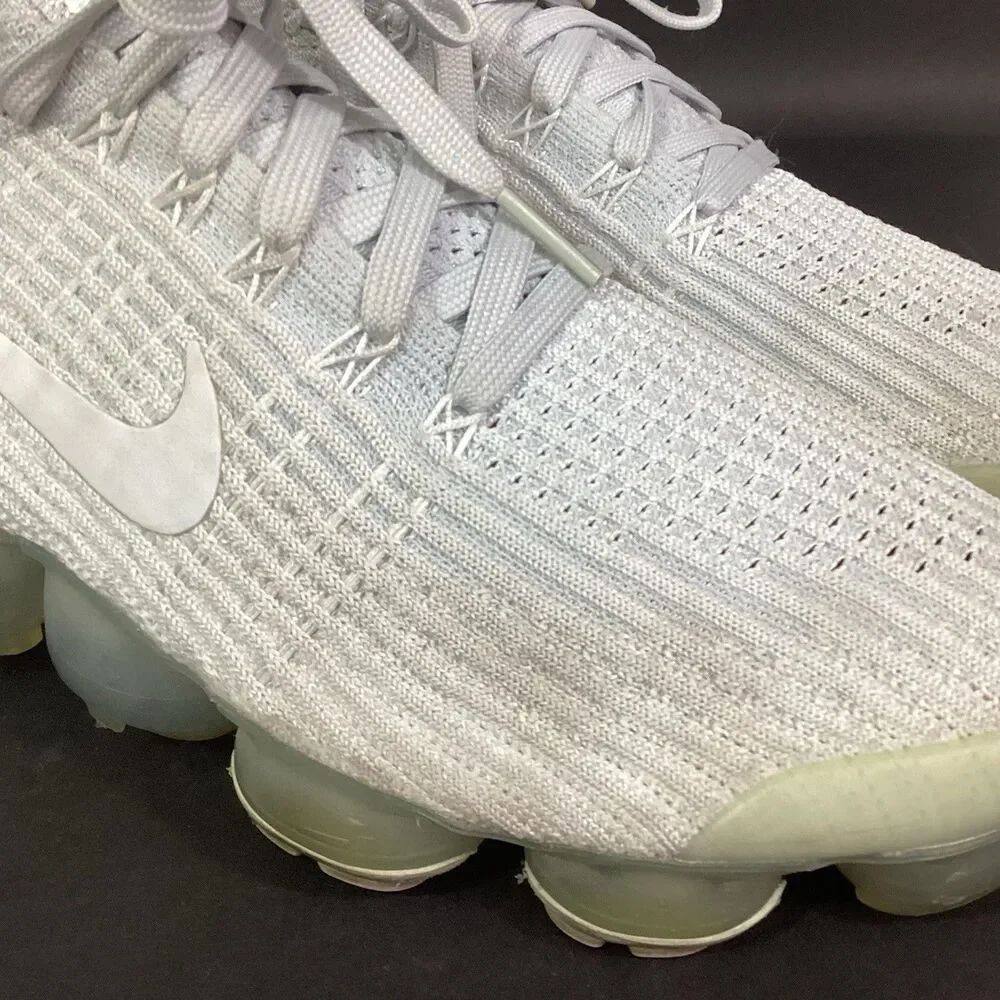 Nike Air VaporMax Flyknit 3 Womens Sz 10 Pure Platinum - Gray-Green - AJ6910-100